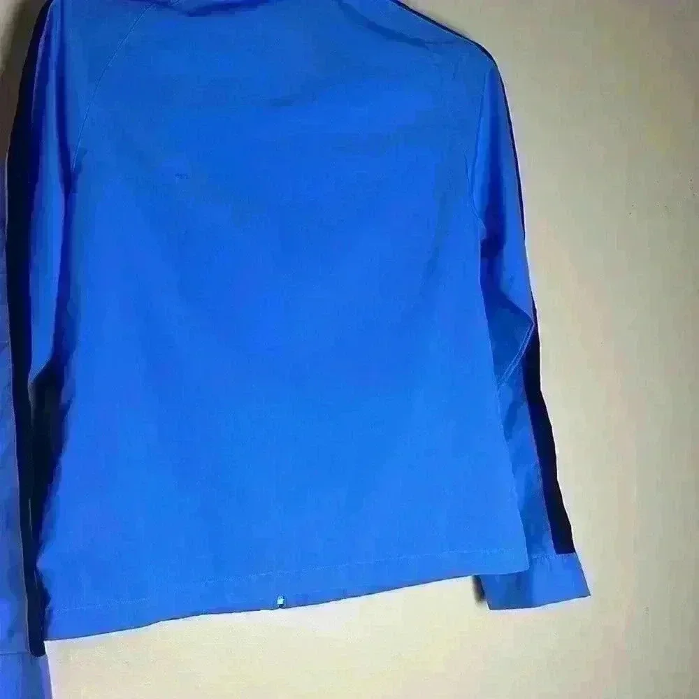 Nike spring, summer,women’s lightweight,long sleeve size large ,